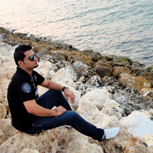 AdilBaloch93's profile picture. Instagram : adil1993 Snapchat : adil.baloch93