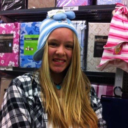 elise_roche's profile picture. 