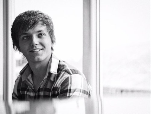 immanuelru's profile picture. ...