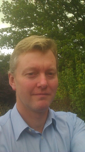 technology consultant & architect in banking, appreciator of rugby and tennis, trips to gym, music lover. views are my own.