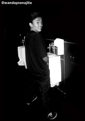 Wandapranajita's profile picture. KEEP CALM AND LISTEN TO PUNK