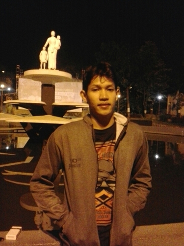 fadhli_feri's profile picture. 