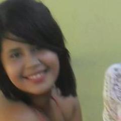 - 17 aninhos; libriana ; flamenguista; feia;
meiga; adoro ;vaquejada ; simpática;
palhaça; maluka ; idiota; delicada; carinhosa;
chata; é amiga; (;