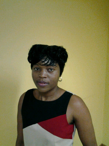 BonnyMl's profile picture. A mother of 4 girls, married, working and studying @ the same time