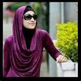 arithmetic teacher , loves Allah SWT, Muhammad SAW, parents, husband daughters.
