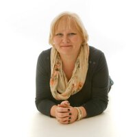 Catherine Thomas (@cath_a_thomas) 's Twitter Profile Photo