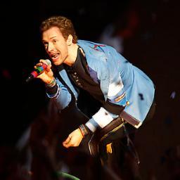 We're all one big #ColdplayFamily. Official Coldplay Pakistan page.