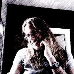 carrannmor's profile picture. I tend to geek out about stuff.