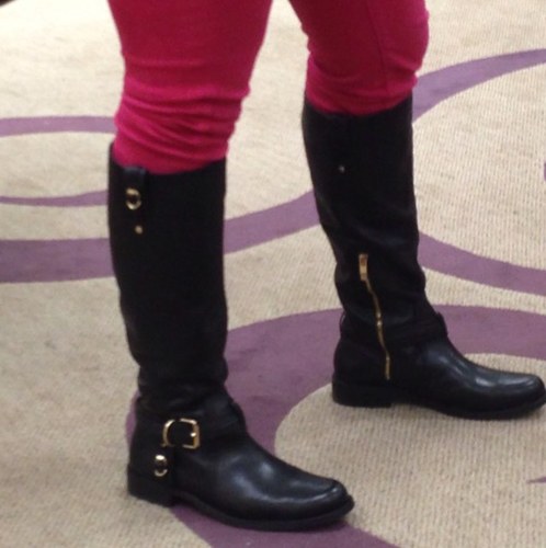 frizz2312's profile picture. 