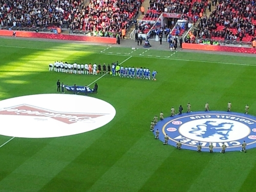 Husband, father, taxi driver & Chelsea fan through & through.