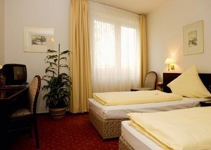 Gute 2-3 Sterne Privathotels in Ostfriesland online reservieren.