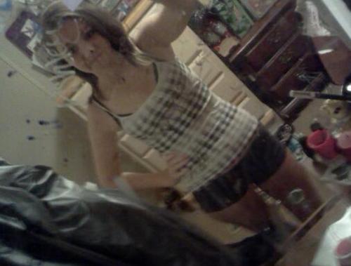 IM A COUNTRY GIRL:))