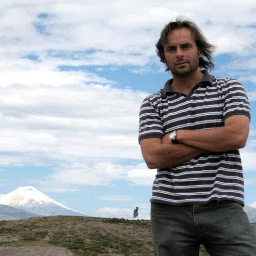 Un día a la vez/ Se juega como se entrena/Argentino/ Energia Renovable/Deportes/ Mar, Montañas / River Plate/ Rugby/ 
Lo mejor:
Papá de Isabella y Valentino.