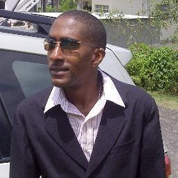 rolynglennlouis's profile picture. 