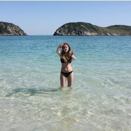 Tengo el mismo apellido que juliannnnnnn te amo teadoro por simpre y desde siempre 3 AGUANTEN LAS SERRANISTAS!