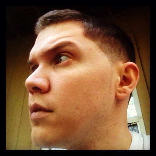 Joey_Villain's profile picture. Shoe whore.