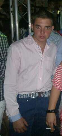 y la verdad q yo conozco una verdad como un castillo... q ami me gustan los porros me gustan los canutillos (8) XD