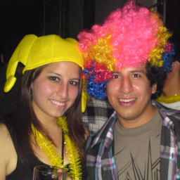 Fanático de Sporting Cristal, estudiante de Administración de Empresas en ISIL, me encanta el rock, reggae y dormir como mierda :) smile