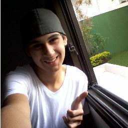 Kaique, 17 anos. Em busca da fé eu vou ♪♪*