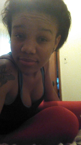 touch that white button Make That Mf Green ..Follow a boss...mwah smooches