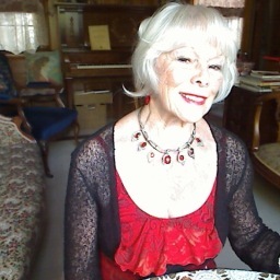 DuchesneYolande's profile picture. Retraitée, ex-journaliste pigiste. Je m'intéresse à l'actualité, la musique, peinture, politique provinciale, fédérale et internationale.