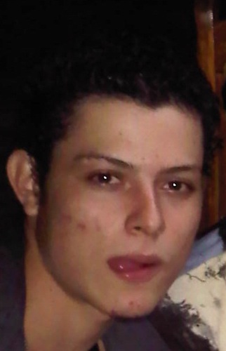 soy buena honda tranquilo de buen ficico divertido a todo dar
y me gusta hacer amistades de cualquier tipo y busco nuevas amistades mujeres mas que todo