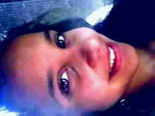 *qm mexe c a minha brankinha mexeu com migo te amo branka bjos