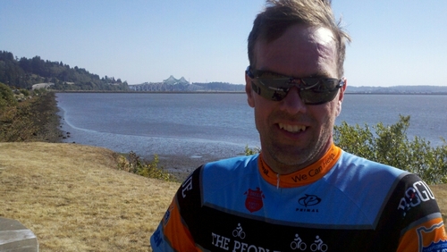 Married. 2 Kids. Ehlers Danlos Syndrome. Love the outdoors and bike riding. Love listening to music. Heavy Metal.
