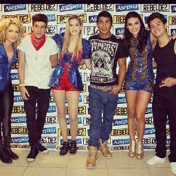 Meu amor por vocês é algo inexplicável, algo que vai além, eu amo vocês @ChayLeao, @sophiaabrahao, @Aguiarthur, @Lua_Blanco, @MicaelBorges_ , @melfronckowiak ♥