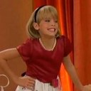 demi brooks. - @feelthatpayne - Twitter