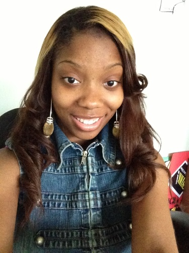 Dee1yu_want's profile picture. 5'5, brown eyes, Jersey grl(I DNT PUMP GAS), FSU c/o 2014, from the 609 to the 910  wanna know more follow me #teamsciencemajor #teamandroid