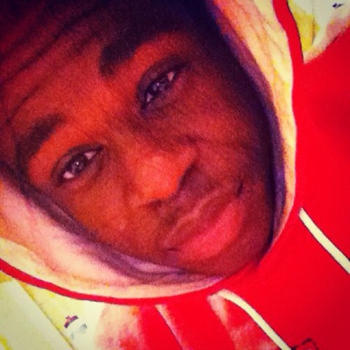 follower this dummy and the dummy “WILL follow back :D #teamhatian #ugly #teamtulia ! ;*