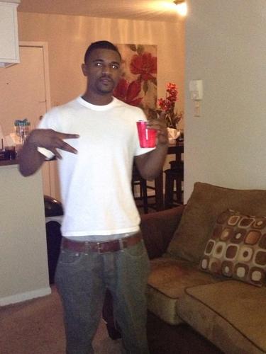 MGC_MADE_ME 
take a bitch & break a bitch
#blacteam

Ig:j_pimp_bone