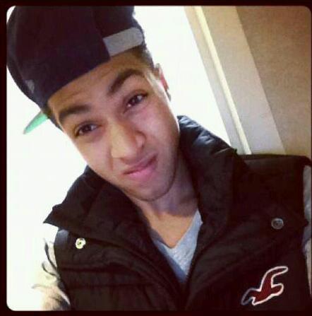 Single , NY , 16 , LightSkinned Boii , Follow Me