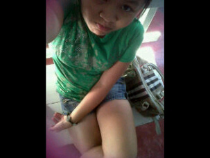 v(*.*)^ v( ‘.’ )v.                                                  Love dance,hip hop,g'town.                                   ☺ ♡