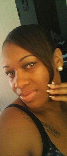 MzRedBerry85's profile picture. 