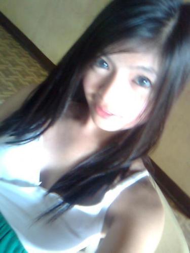 black straight long hair , loving , i hav a bf :)