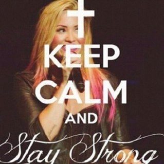 be_who_you_r_'s profile picture. There's no point to living life unless you make history and the best way to make history is to help others. - Demi Lovato x