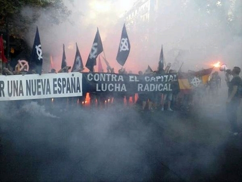 Toda España es mi Patria, éste su escudo, y ésta mi única bandera. Volvamos a ser grandes.