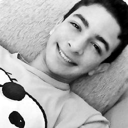 quem sou eu? um jovem a procura do que é correto, a procura de um futuro digno; A cada dia que passa eu procuro estar mais perto de Deus, busco a felicidade.