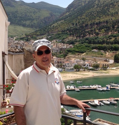 massimoraineri's profile picture. 