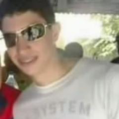 Ariano,16 anos, Cursar 3° ano E.M, Namorado da @JaannySousa, Ciumento pra caramba,   :P