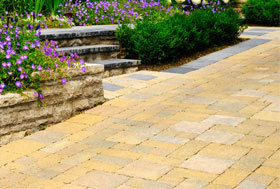 Est 1994, Dan Bank Developments is a family run firm providing high quality paving services to Manchester, Cheshire and Stockport: Tel:07977 404 950