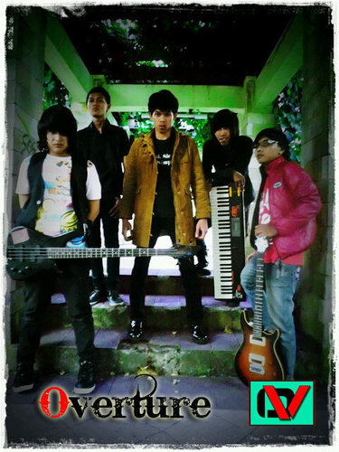 OVERTURE_Band's profile picture. Overture Band adalah band baru yang masih dalam proses belajar..
dan kami tak akan berhenti hingga cita-cita kami tercapai. ^_^ | CP : dimas ovt 08976171397.