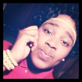 Fuck A Bio , Youu See My Avi . So Follow Mee . ☺
