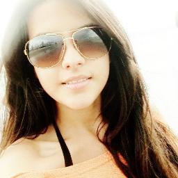 14 anos, Sagitariana,Tenho um lado irônico. Tenho um lado insuportável. Tenho um lado amável. E cada um tem o meu lado que merece. Quer saber mais? follow-me :3