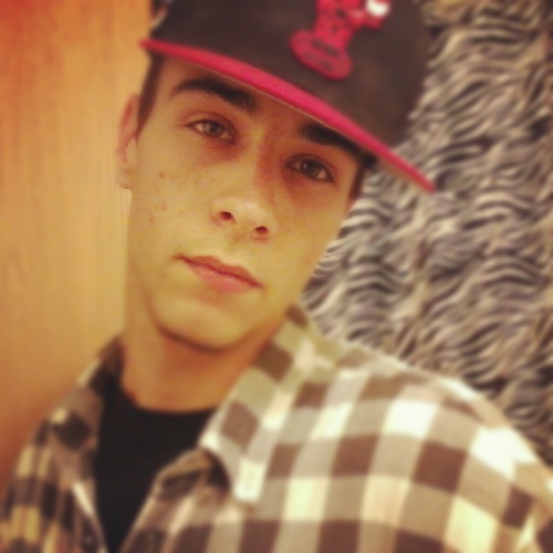 davidharpin's profile picture. Live every moment like its your last, not in the moment your living the past...-Instagram-high_horse93