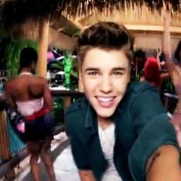 ForevaBelieberr's profile picture. 