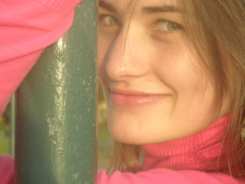 Hello, my name is Katharine but everybody calls me Katty! I was born in South Africa and i came to Island of Madeira when i was 3 years old and. :)
