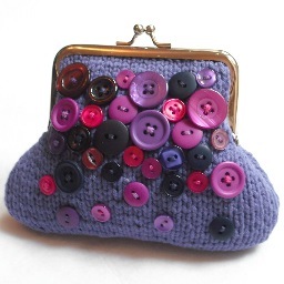 Sarah Elizabeth Designs, Handmade bags, purse and brooches, most designs are unique. http://t.co/g77a0uaAv1